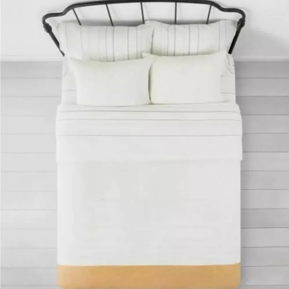 Hearth & Hand‎ comforter set